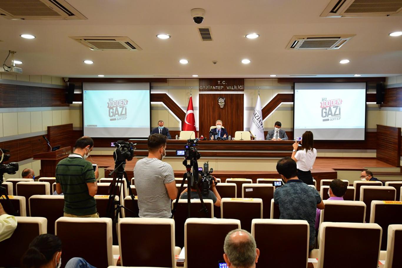 Gaziantep Valisi Gül: "Suriyelilerde vaka sayısı sıfıra yakın"